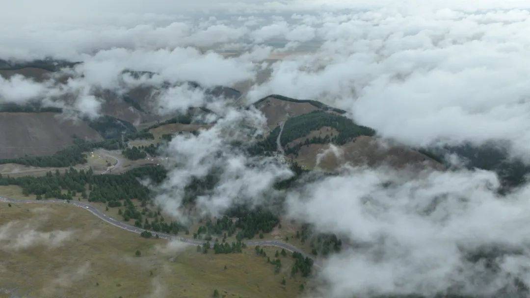 新疆哈密东天山S249线K0-K26口门子至南山口路段解除冬季封闭，5月15日恢复通行